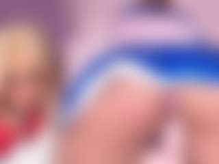 GigiBelli's Live Sex Cam Show