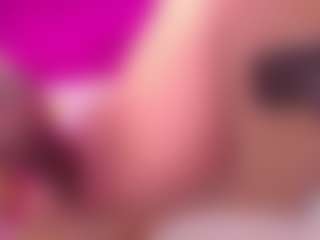 GigiBelli's Live Sex Cam Show