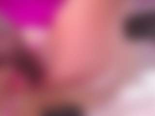 GigiBelli's Live Sex Cam Show
