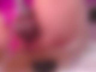 GigiBelli's Live Sex Cam Show