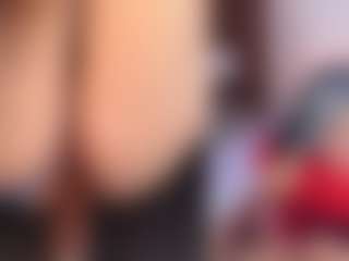 GigiBelli's Live Sex Cam Show