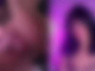 Live cam show with GigiBelli - Public on Soda Cam