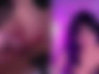 Live cam show with GigiBelli - Dildo on Milfs Live