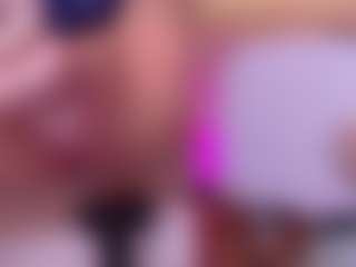 GigiBelli's Live Sex Cam Show
