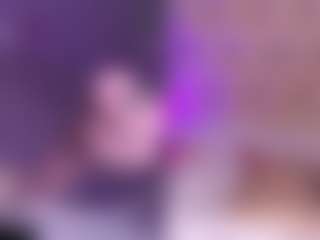 GigiBelli's Live Sex Cam Show