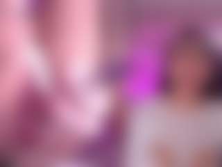 GigiBelli's Live Sex Cam Show