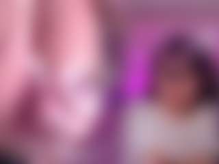 GigiBelli's Live Sex Cam Show