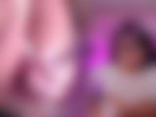 GigiBelli's Live Sex Cam Show