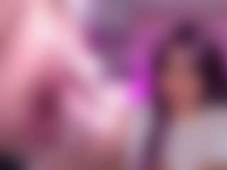 GigiBelli's Live Sex Cam Show