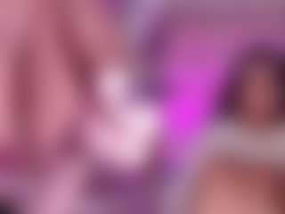 GigiBelli's Live Sex Cam Show
