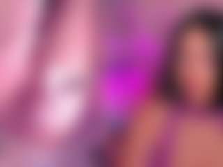 GigiBelli's Live Sex Cam Show