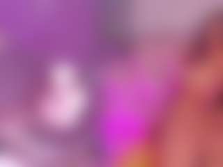 GigiBelli's Live Sex Cam Show