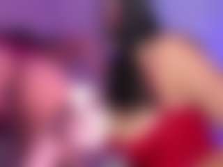 GigiBelli's Live Sex Cam Show