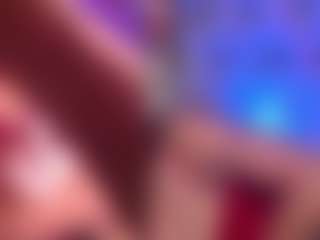 GigiBelli's Live Sex Cam Show