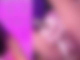 GigiBelli's Live Sex Cam Show