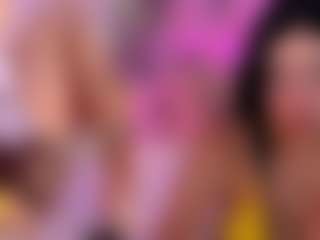 GigiBelli's Live Sex Cam Show