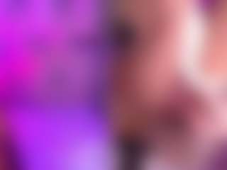 GigiBelli's Live Sex Cam Show