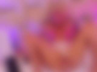 GigiBelli's Live Sex Cam Show