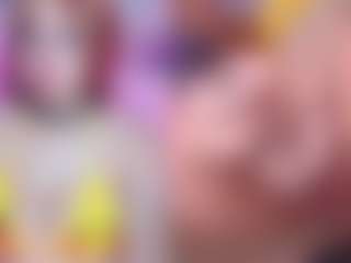 Live cam show with GigiBelli - Cute on Dare Cams