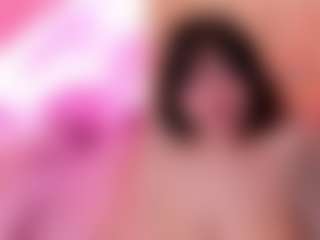 GigiBelli's Live Sex Cam Show