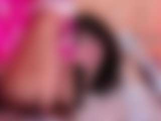 GigiBelli's Live Sex Cam Show