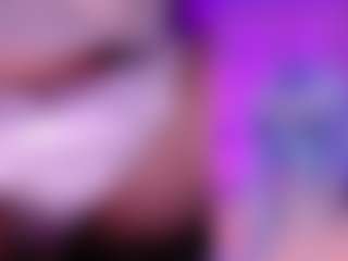 GigiBelli's Live Sex Cam Show