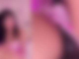 GigiBelli's Live Sex Cam Show