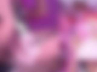 Live cam show with GigiBelli - Shaved Pussy Latina on Mixed Magazine Live | colombia