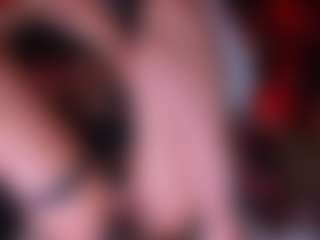 GigiBelli's Live Sex Cam Show