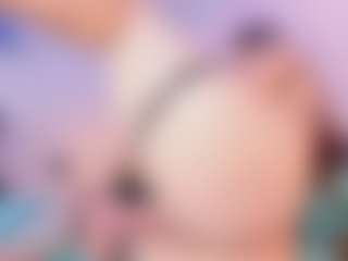 Live cam show with Hillary-Collins - Full Nudity on fapnchat