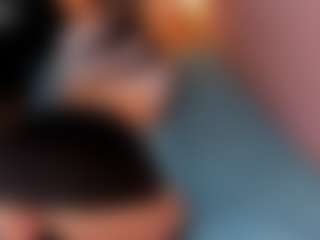 Live cam show with Hillary-Collins - Ride Torso on makecum.org