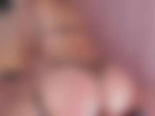 Live cam show with Hillary-Collins - Brown Eyes Blonde Hair on Camsoda