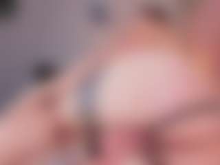 Live cam show with Hillary-Collins - Fuck Machine on AdultVida.com