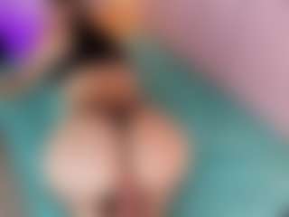 Hillary-Collins's Live Sex Cam Show