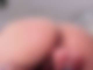 Live cam show with Hillary-Collins - Normal on CamSodaAdn