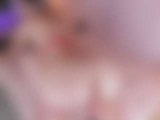 Live cam show with Hillary-Collins - Blonde Hair on Strip Flash - Live Sex Shows