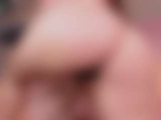 Live cam show with Hillary-Collins - Small Tits on CamwithHer