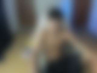 Live cam show with Juan-Mhata - Tease on Gym Cam Girls