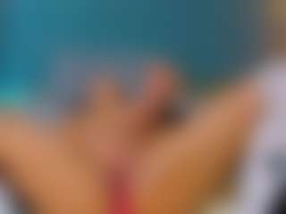 Live cam show with LiahGrey - Striptease on parknlotfishbdy
