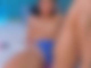 Live cam show with LiahGrey - Natural on Camsoda