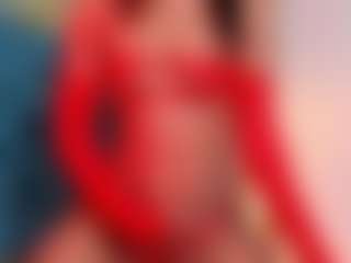 Live cam show with LiahGrey - Public Brown Hair on liverealitysex.com