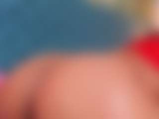 Live cam show with LiahGrey - College Latina on live18s.com | colombia