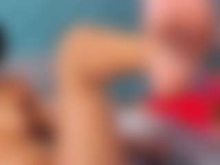 Live cam show with LiahGrey - Interactivetoy on friskycurves.com