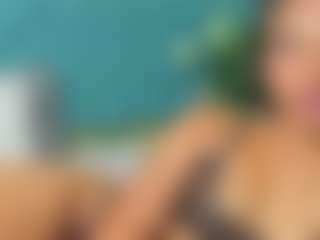 Live cam show with LiahGrey - Brown Hair Teen (18+) on Camsoda