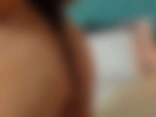 Live cam show with LiahGrey - Skinny on madthumbs
