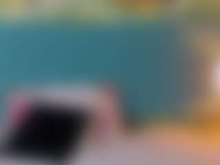 Live cam show with LiahGrey - Public Brown Hair on StripNow
