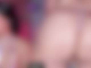 Live cam show with Lilith - Squirt on Camsoda