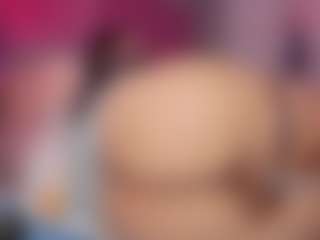 Live cam show with Lilith - Fuck Machine on googirlz