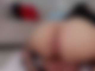 Lilith's Live Sex Cam Show