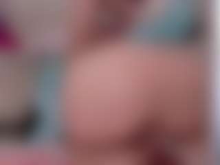 Live cam show with Lilith - Ride Torso on madthumbs